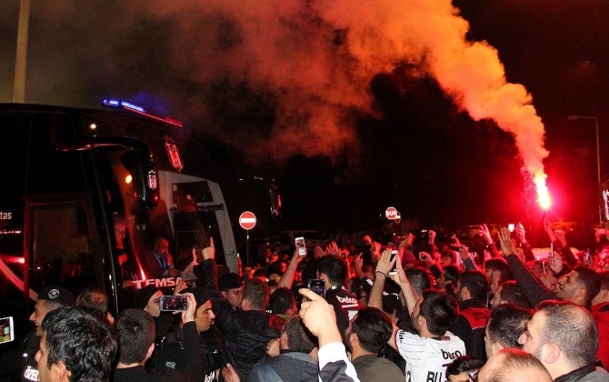 Beşiktaş’a Coşkulu Karşılama