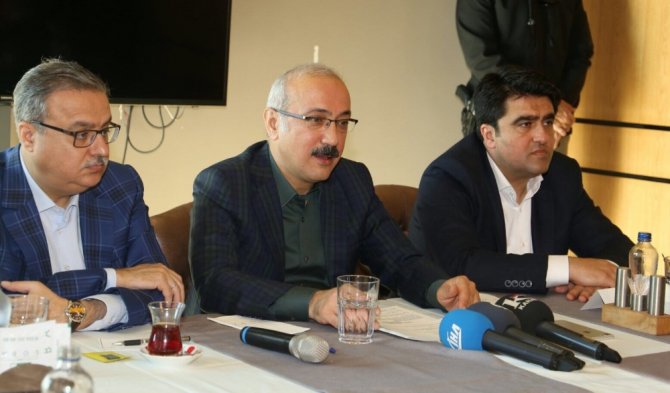 "Kılıçdaroğlu Tek Ayak Üstünde Kırk Yalanın Belini Büküyor"