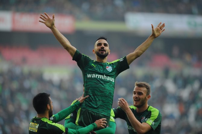 Bursaspor’dan Deplasmanda Farklı Galibiyet