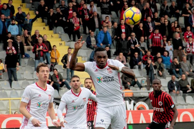 Gençlerbirliği Sivasspor’a Patladı