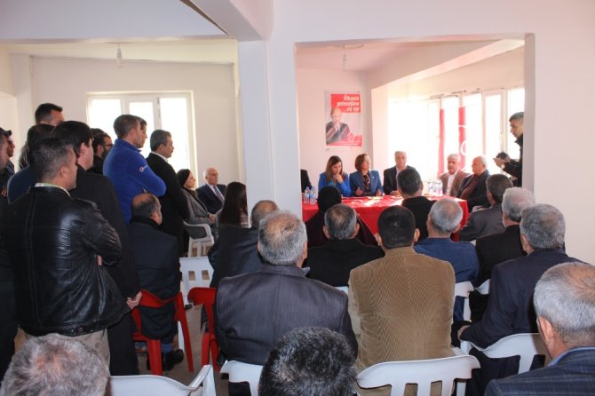 Mhp’nin Kadın Vekillerinden Chp’ye Tepki