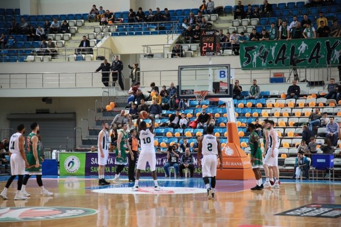 Sakarya Banvit’i Devirdi