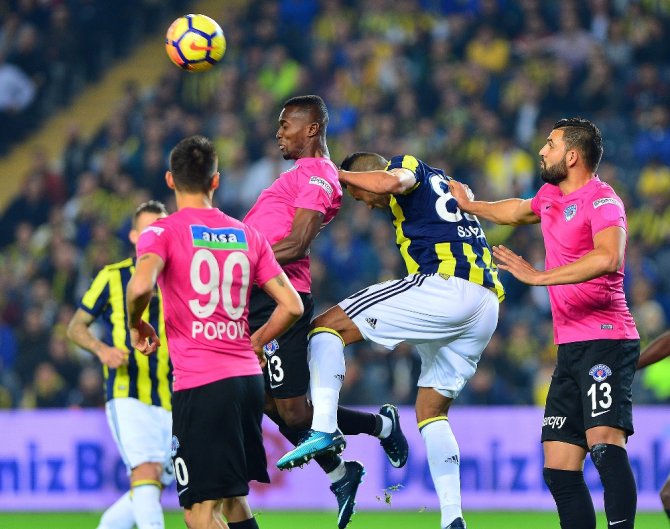 İlk Yarıda Karşılıklı Gol