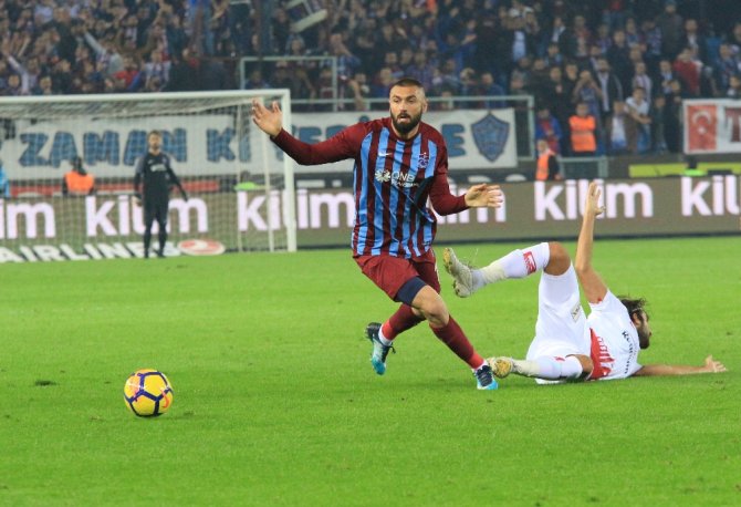 İlk Yarıda Tek Gol Var