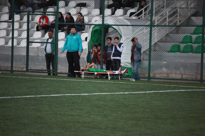 Amatör Maçta Ambulans Krizi