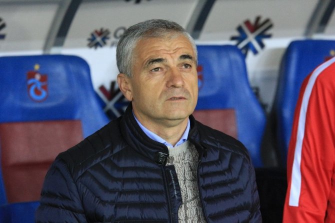 Süper Lig: Trabzonspor: 1 - Antalyaspor: 0 (İlk Yarı)