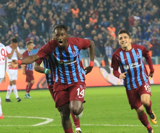 Süper Lig: Trabzonspor: 3 - Antalyaspor: 0 (Maç Sonucu)