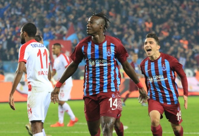 Süper Lig: Trabzonspor: 3 - Antalyaspor: 0 (Maç Sonucu)