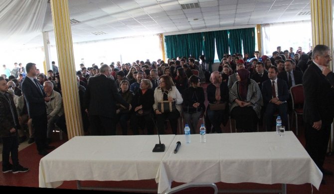 Görele’de Uyuşturucuyla Mücadele Konferans Düzenlendi