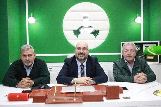 Başkan Bozbağ: “Dale’nin Giresunspor’a Çok Faydalı Olduğunu Düşünmüyorum”