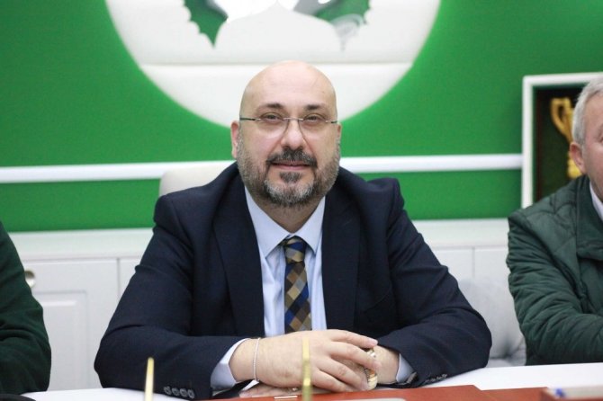 Başkan Bozbağ: “Dale’nin Giresunspor’a Çok Faydalı Olduğunu Düşünmüyorum”