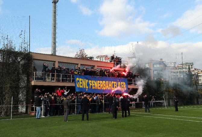 Fenerbahçe, Bursaspor Mesaisini Sürdürdü