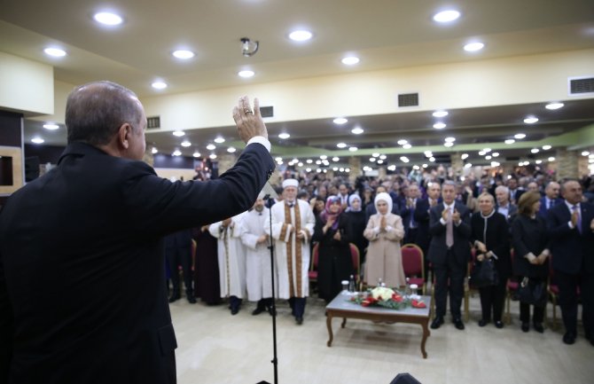 Cumhurbaşkanı Erdoğan, Soydaşlara Hitap Etti