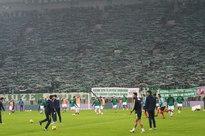 Bursa’da Tribünlerden Kudüs Tepkisi