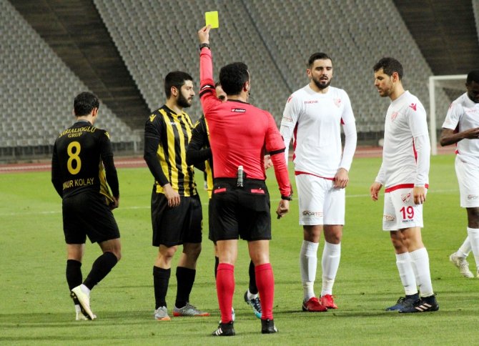İstanbulspor 3 Puanı Tek Golle Aldı