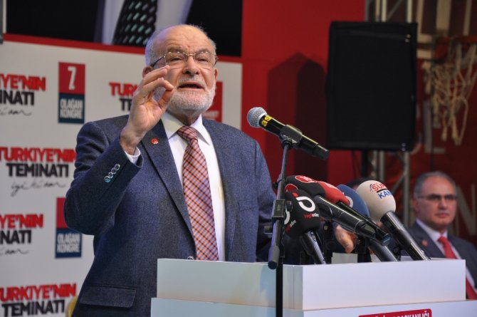 Karamollaoğlu: “Biz Kudüs’ten Vazgeçemeyiz”