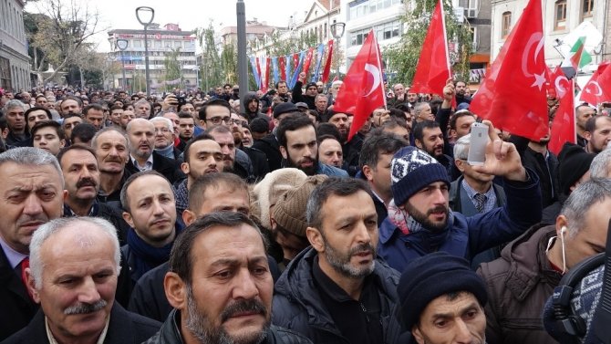 Trabzon’da Cuma Namazı Sonrasında “Kudüs” Protestosu