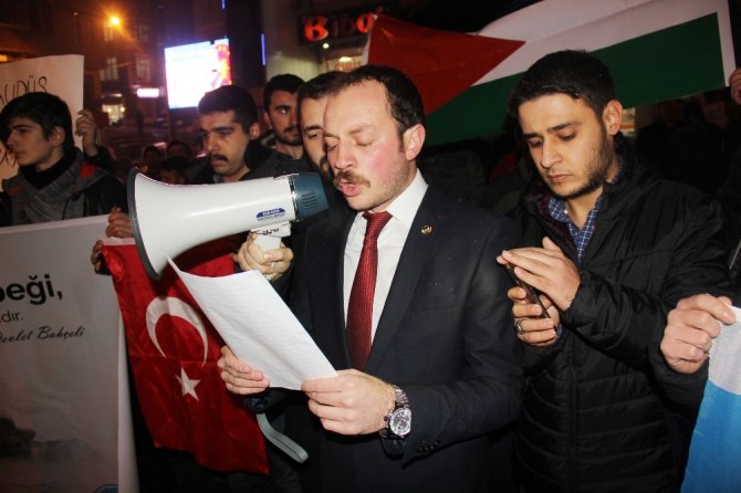 Artvin’de Ülkü Ocakları’ndan Kudüs Tepkisi