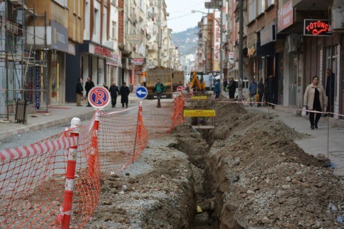 Bulancak’ta Doğalgaz İçin İlk Kazma Vuruldu
