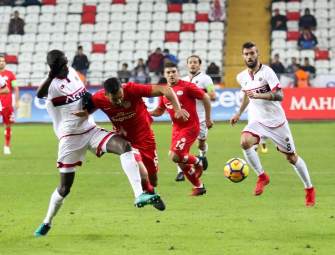 Antalyaspor Ve Gençlerbirliği 1’er Puana Razı Oldu