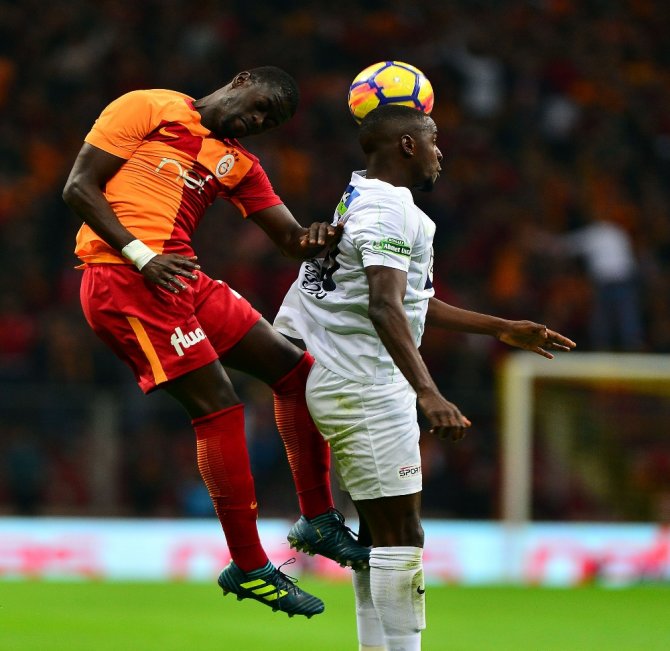 Galatasaray’a Şok Üstüne Şok !