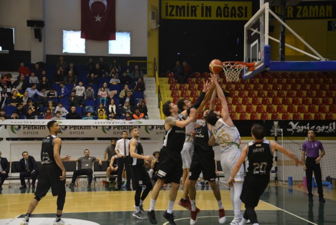 Petkim Spor, Bakırköy Basket’e Mağlup Oldu
