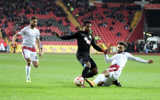 Eskişehirspor Gaziantepspor’a Gol Yağdırdı