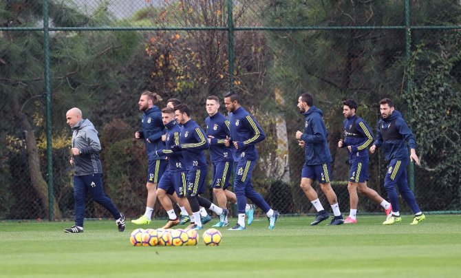 Fenerbahçe’de Karabükspor Mesaisi Başladı