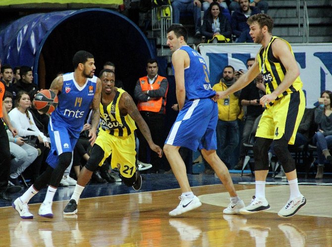 Fenerbahçe Doğuş Farka Koştu