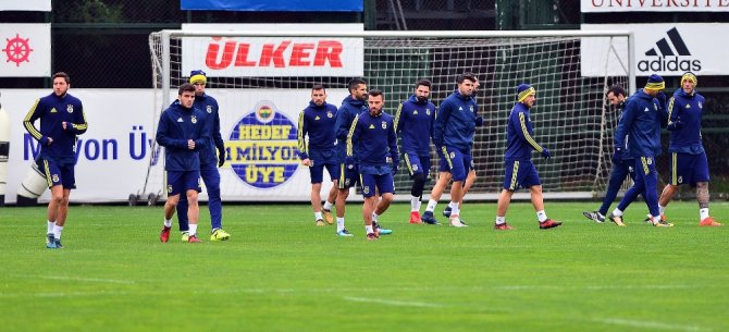 Fenerbahçe, Atiker Konyaspor Hazırlıklarına Başladı