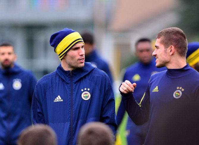 Fenerbahçe, Atiker Konyaspor Hazırlıklarına Başladı