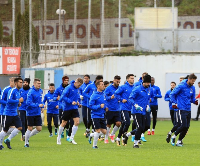 Trabzonspor Karabükspor Maçı Hazırlıklarını Sürdürdü