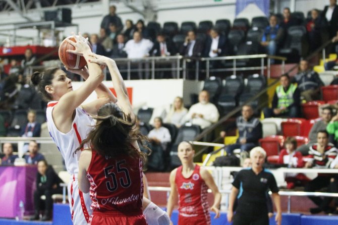Mersin B.b., Avrupa’da Üst Tura Çıktı
