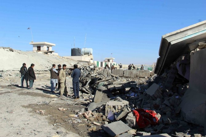 Afganistan’da İntihar Saldırısı: 6 Ölü