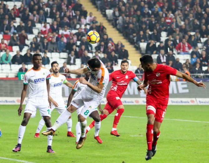 Antalyaspor Nefes Aldı