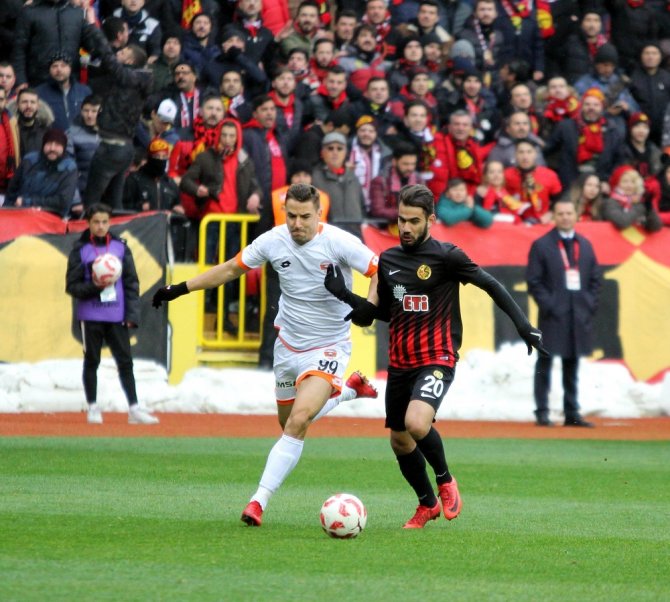 Eskişehir Adana’ya Boyun Eğdi