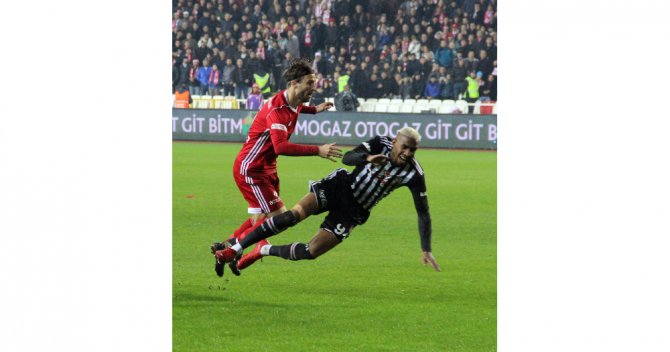İlk Yarıda 2 Gol