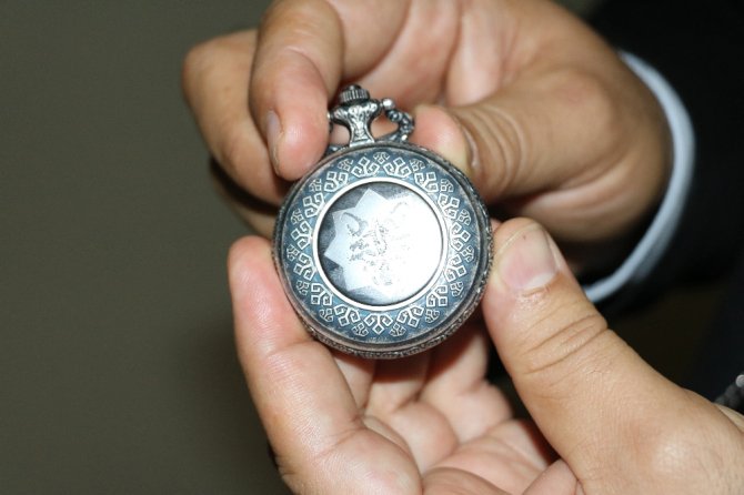 Bahçeli’den Başkanlara Özel 20. Yıl Hediyesi