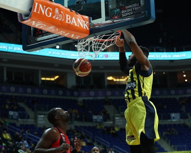 Fener Rahat Kazandı