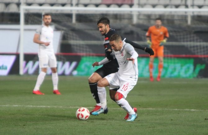 Manisaspor Evinde Kazandı