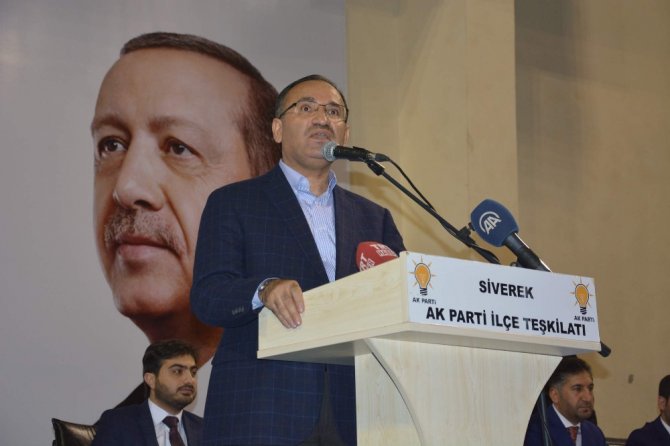 Bozdağ’da ’Tek Tip Kıyafet’ Açıklaması