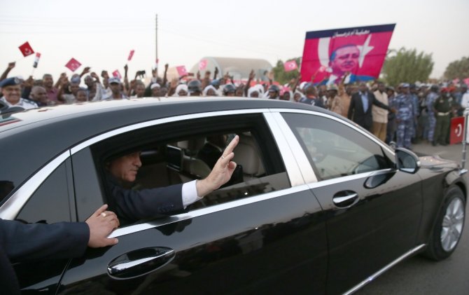 Erdoğan’a Sudan’da Sevgi Seli