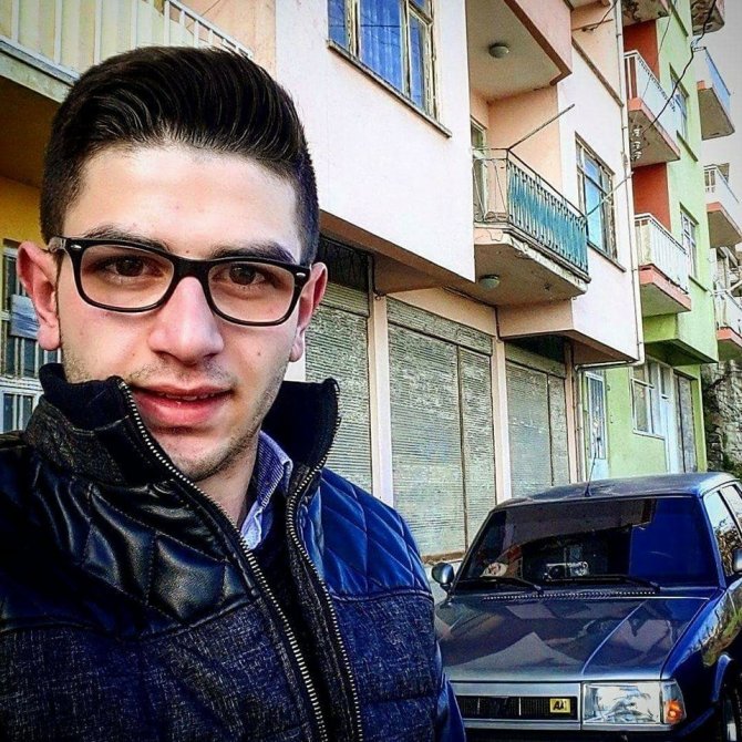 Uyuşturucu Kuryesinin Sebep Olduğu Kazada Yaralanan Genç Hayatını Kaybetti.