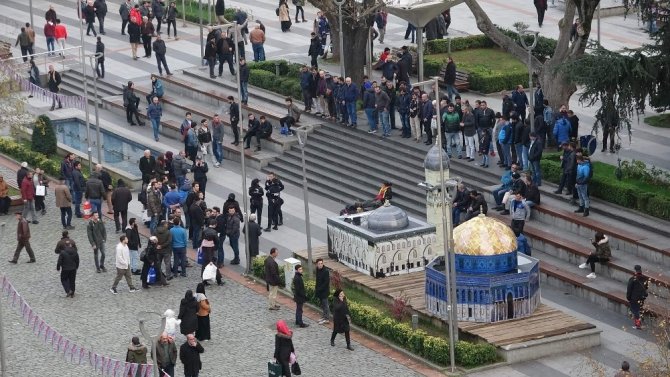 Trabzonlular Mescid-i Aksa’nın Maketine Bile Saygısızlığı Kabul Etmediler