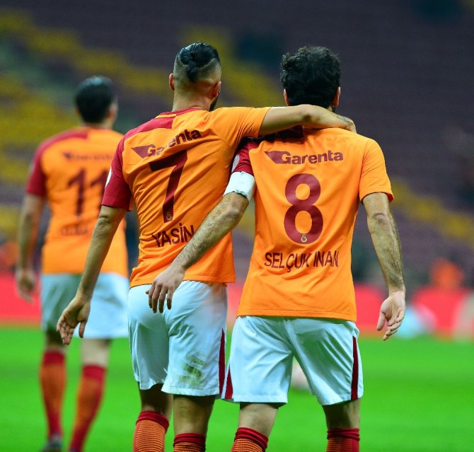 Aslan Çeyrek Finale Göz Kırptı
