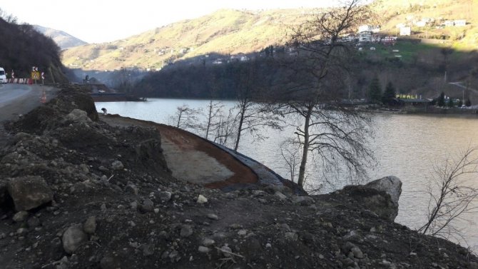 Sera Gölü’nde Tepkilere Neden Olan Beton Duvarın Yıkılmasının Ardından Yeni Proje İle İlgili Çalışmalara Başlandı