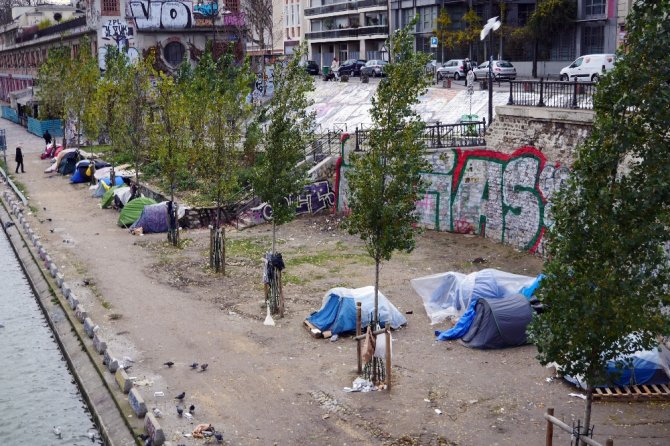 Paris’te Sığınmacılar Bu Halde