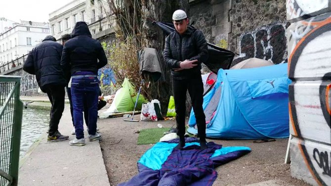 Paris’te Sığınmacılar Bu Halde