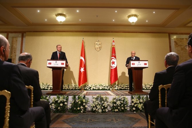 “Esed, Devlet Terörü Estirmiş Aslında Bir Teröristtir”