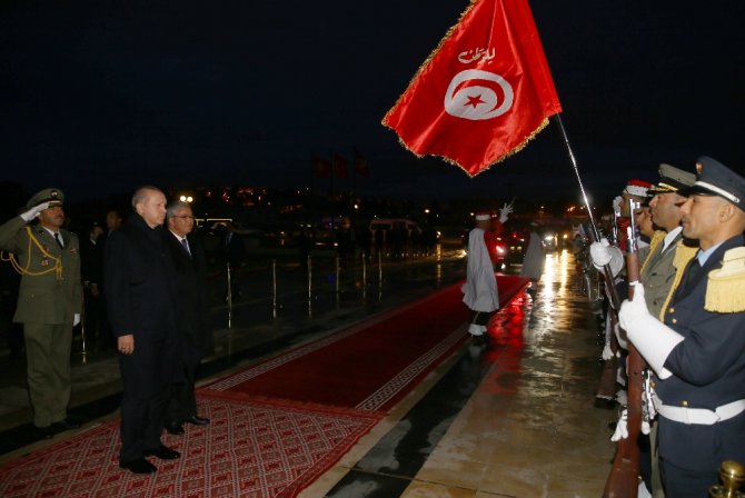 Cumhurbaşkanı Erdoğan’dan Şehitler Anıtına Ziyaret